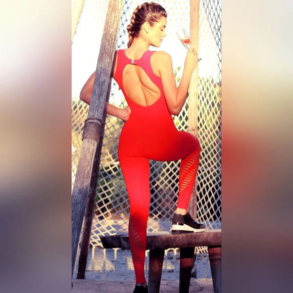 Red Supplex CAJUBRASIL Fitness Lazer Cut Open Back Jumpsuit S Brazil - Picture 1 of 11